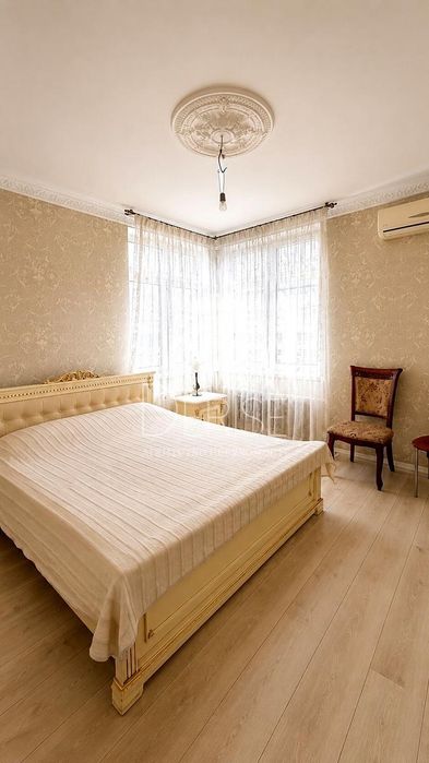 #14264  БЕЗ% 2к Чавдар вул., 8, Дарницький р-н, метро Позняки Осокорки євроремонт