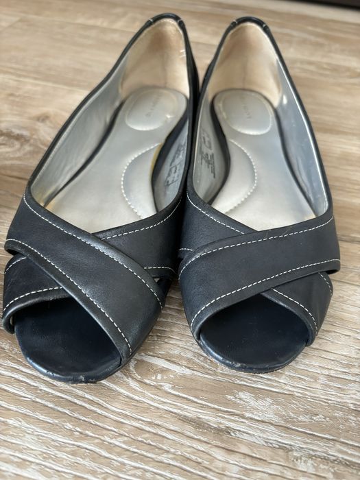 Лофери, балетки,