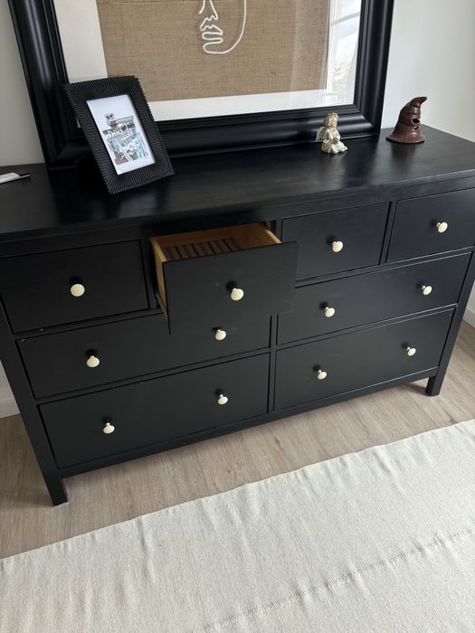 Comoda Hemnes IKEA