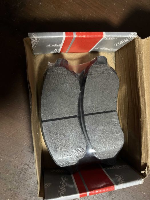 Гальмівні колодки, комплект RD3323DB3287