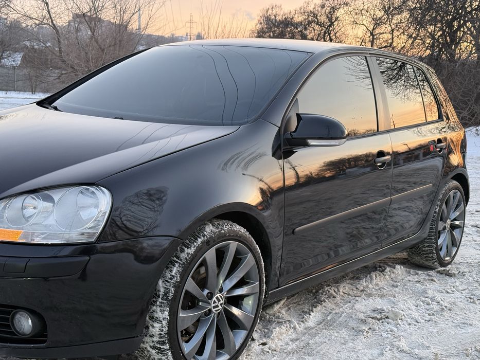 Продам Volkswagen Golf 5