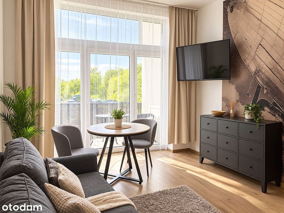 Klimatyczny loft z antresolą i balkonem