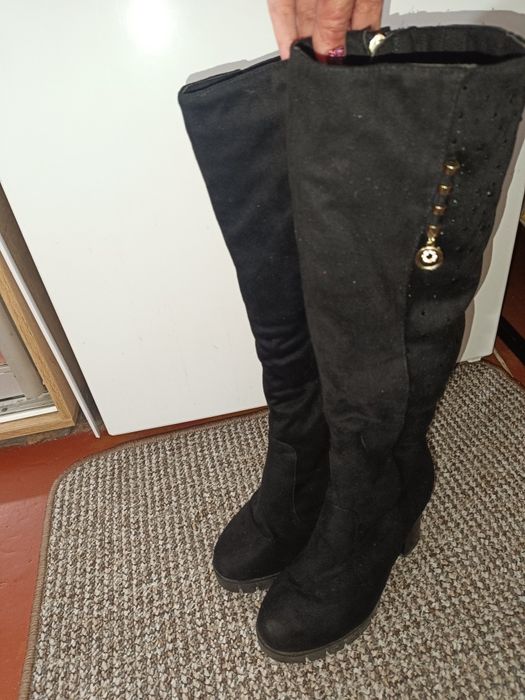 Зимові теплі сапожки 38 розмір