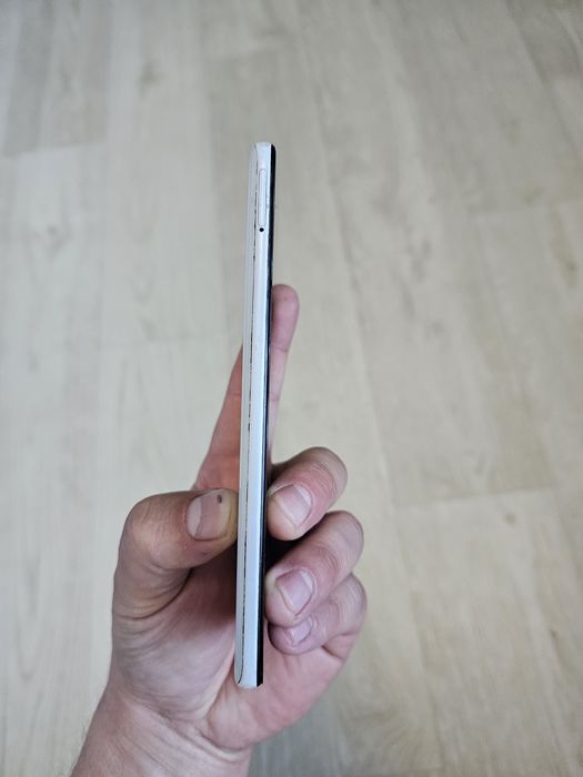 Продам смартфон Samsung Galaxy A30s
