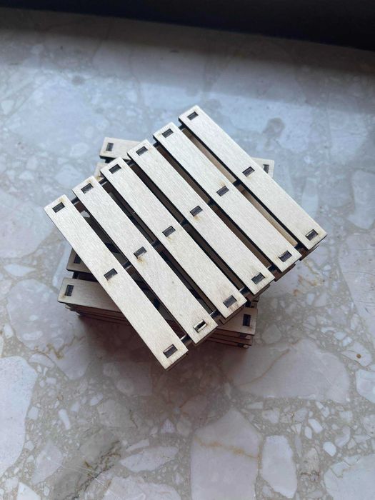 Podstawka Pod Kubek w Kształcie Mini Palety - 9x9 cm, Sklejka 3 mm