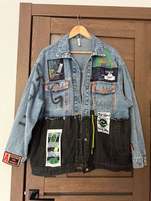Джинсова куртка . Oversize