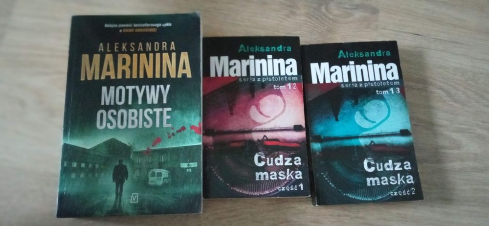 A. Marinina Motywy osobiste i Cudza maska