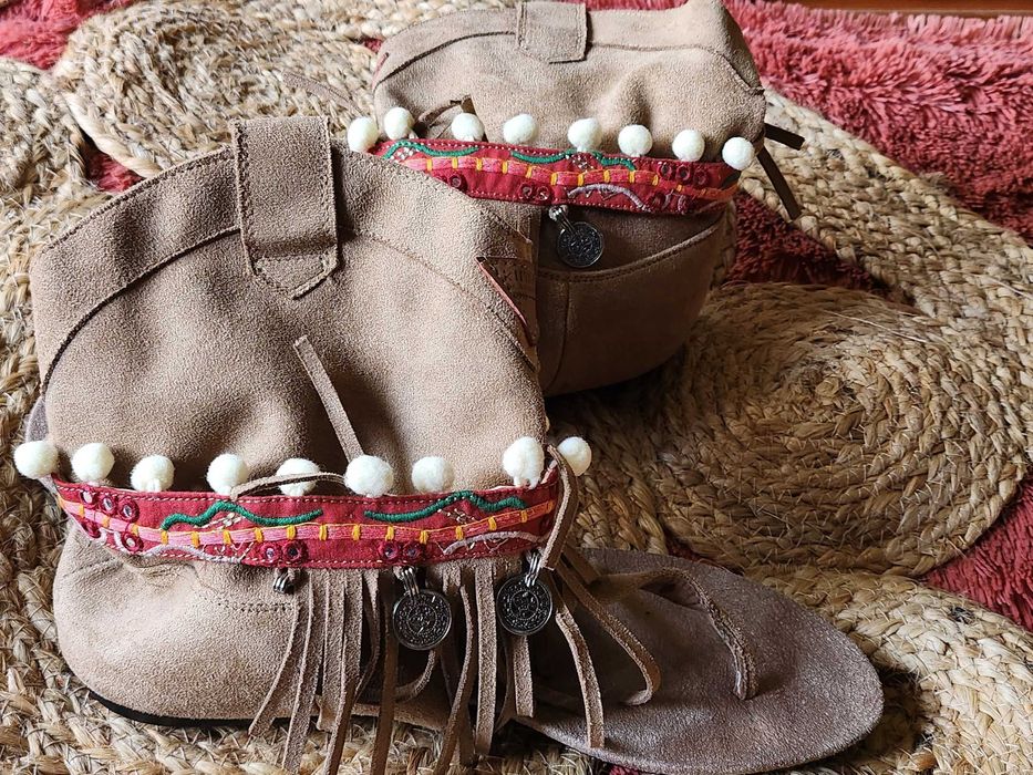 Sandálias novas nr 41