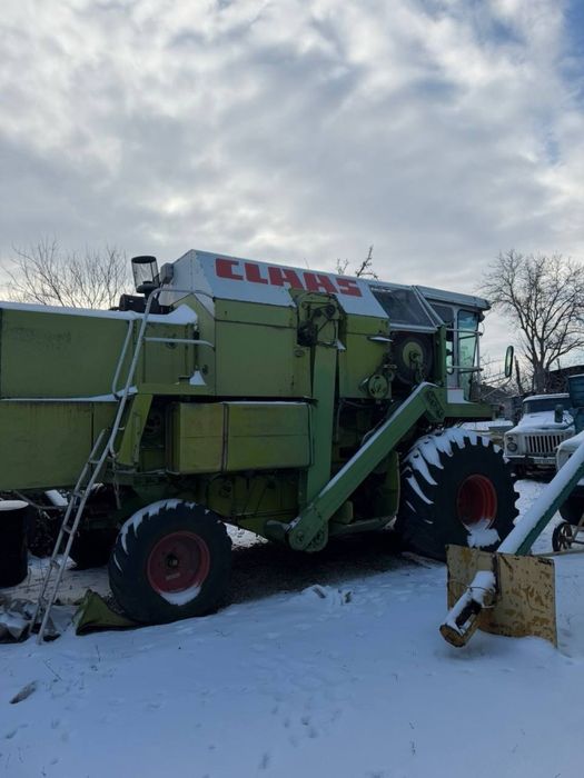 комбайн клаас домінанатор