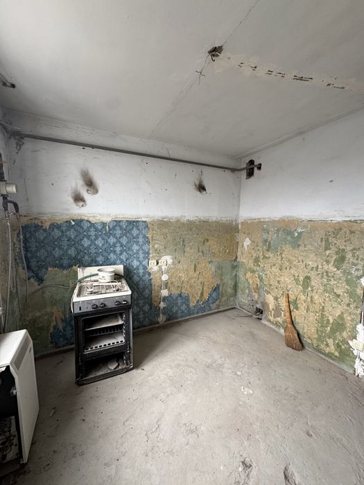 Продам 2-кімнатну квартиру