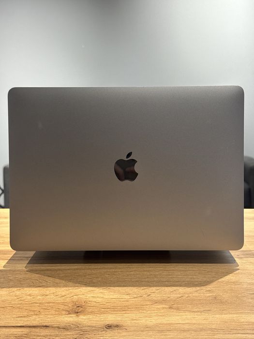 MacBook Air 13 2020 m1 16/256gb !! Гарантія від магазину !!