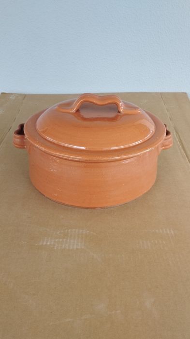 Various clay pieces.444868995182110721
