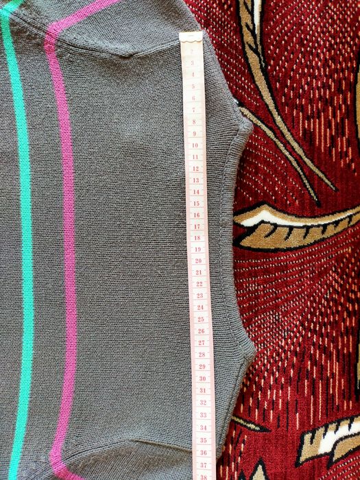 Светр в смужку розмір 140-146-152