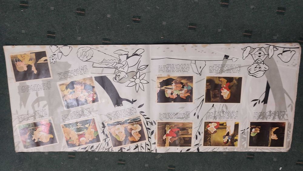 Caderneta de Cromos antiga Branca de Neve e os Sete Anões