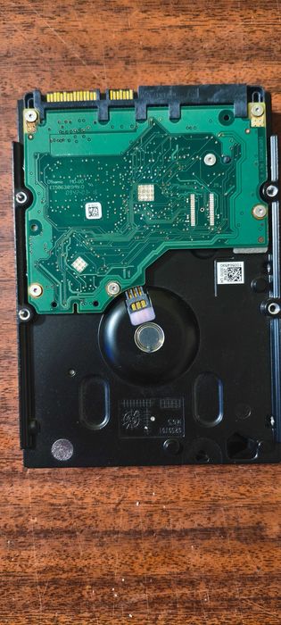 Жорсткий диск Seagate Hitachi HDD 500 1000 GB 3.5
