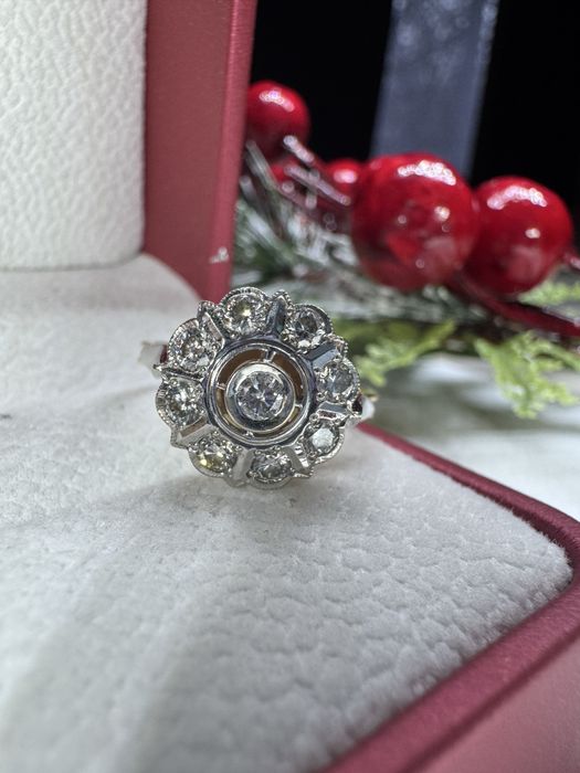 Золотое кольцо с бриллиантами малинка ссср 585