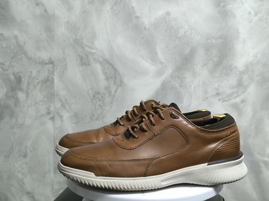 Чоловічі шкіряні кросівки Clarks