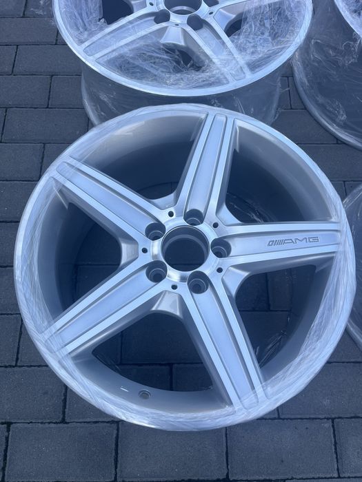 Felgi AMG Mercedes R230 R18