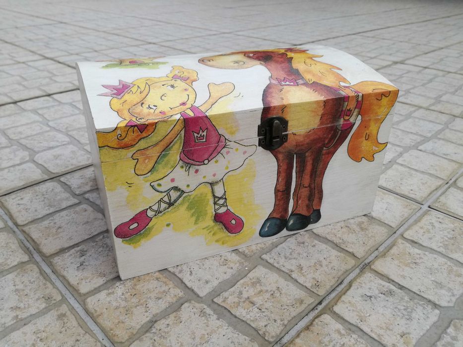 Guarda-Joias ou Caixas para criança, como NOVOS