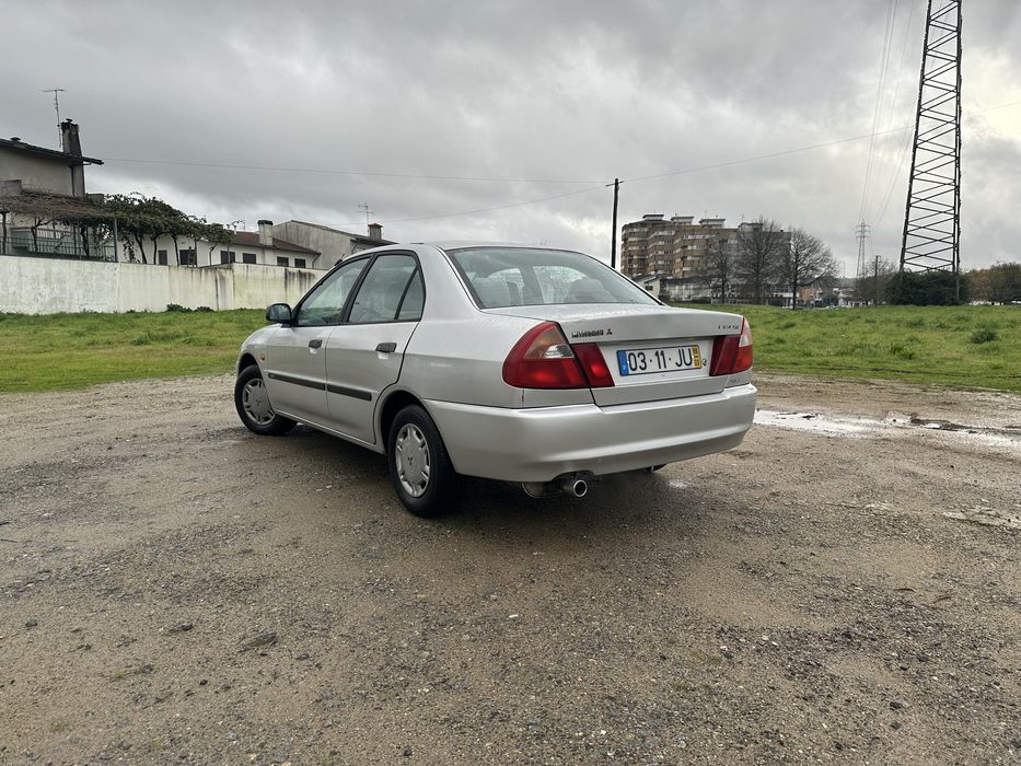 Mitsubishi Lancer 1998 1.3 Glx