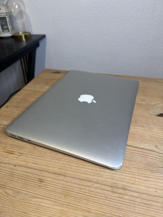 Macbook Air 13" 2015 | 8GB | 512GB | 192 ciclos