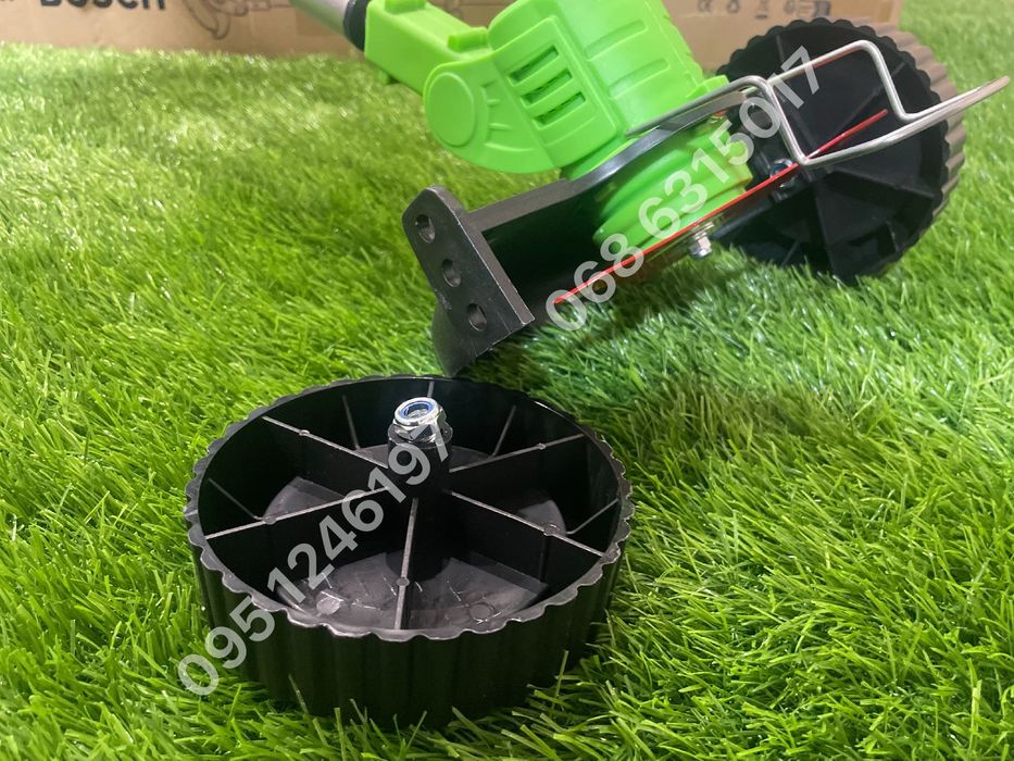 Триммер аккумуляторный BOSCH BUR179BL 6Ah косилка для травы + колеса