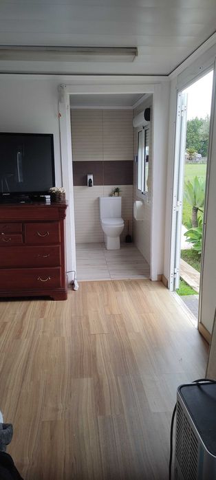 Casa contentor marítimo