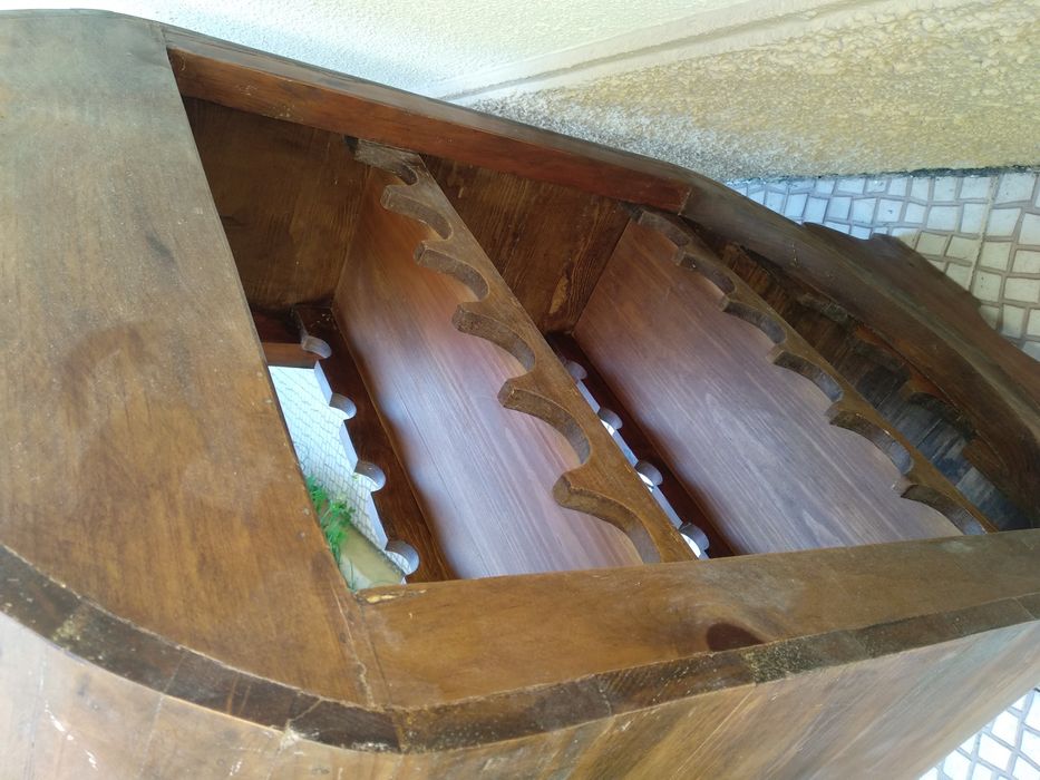 móvel expositor vinho garrafa