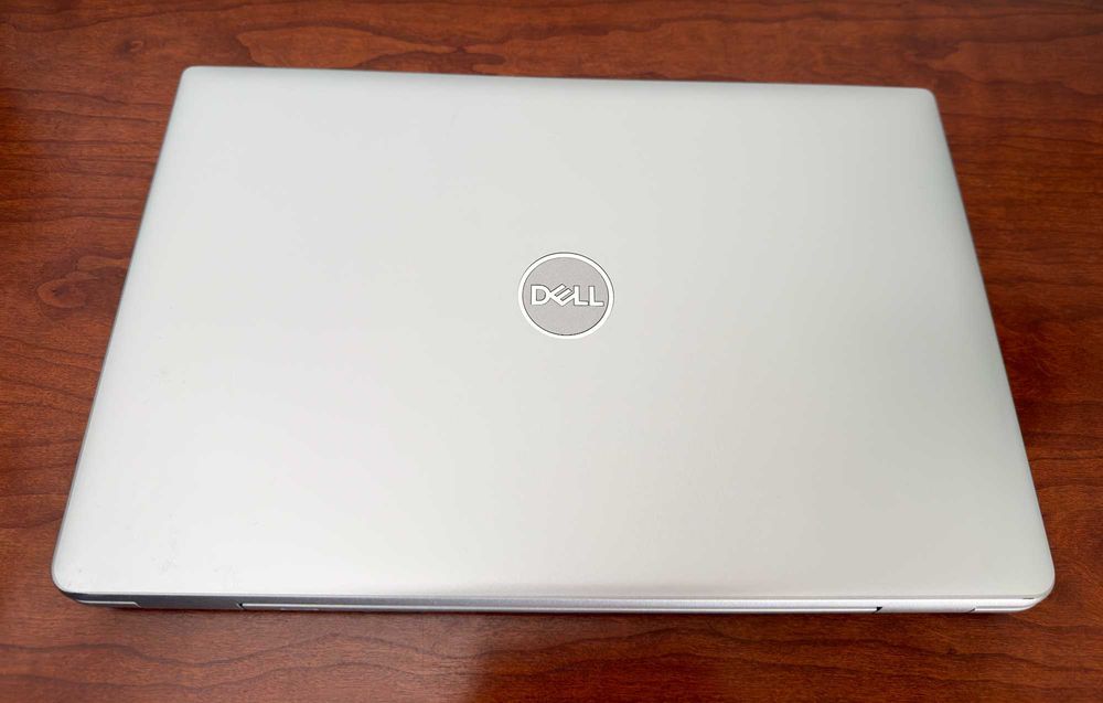 Dell Latitude 5540|i7-1370P c/14 Cores|16G|512G|Geforce MX550|Garantia