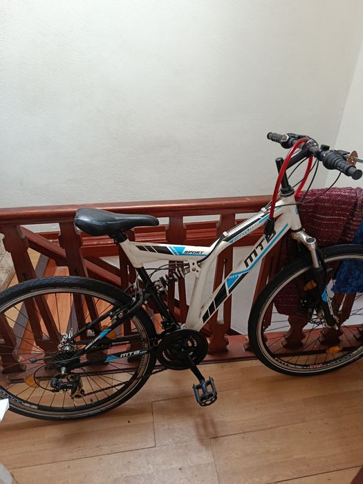 Uma bicicleta grande