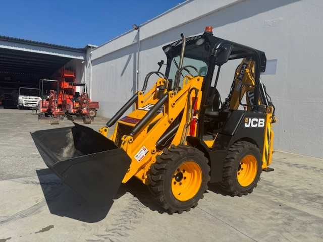 Retro escavadora JCB 1 CX para ALUGUER