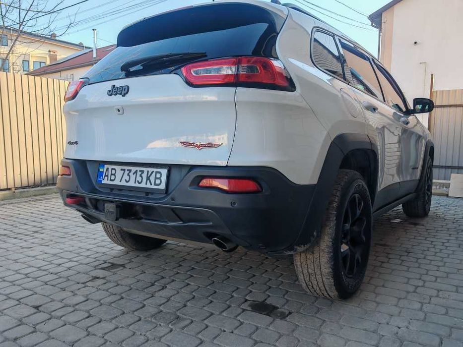 Продам Jeep Cherokee TrailHawk Elit 2015/2016