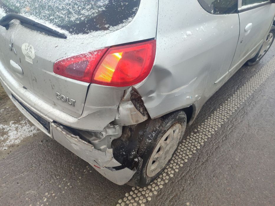 Mitsubishi colt 2008