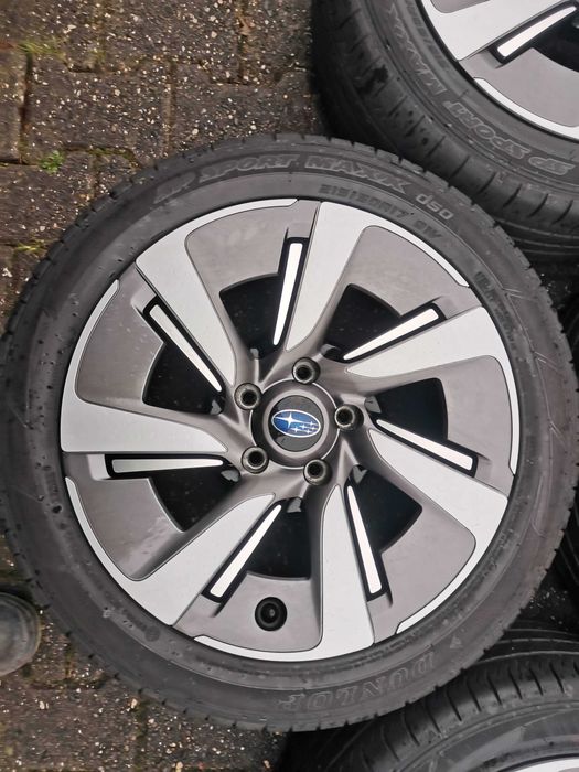 Felgi Subaru Levorg Renault 7Jx17H2 5x114,3 ET55 TPMS