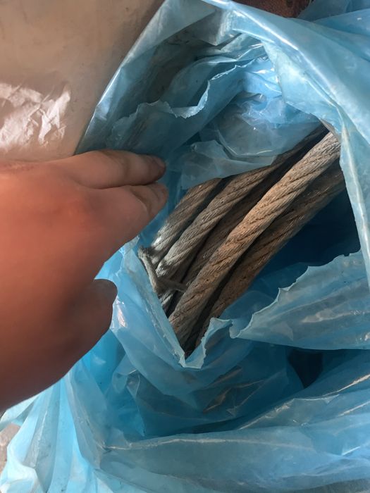 Трос металевий