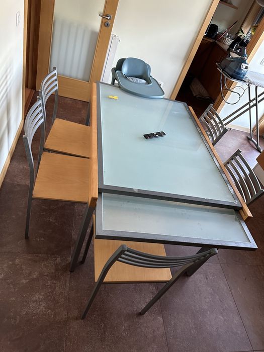 Mesa cozinha que aumenta + 8 cadeiras