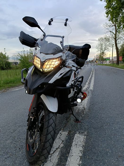 Benelli trk 502x