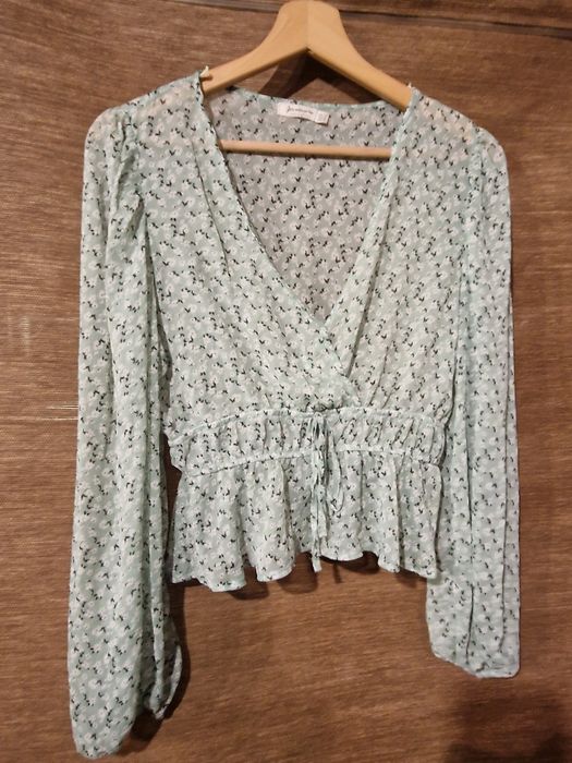 Blusa Stradivarius estampada