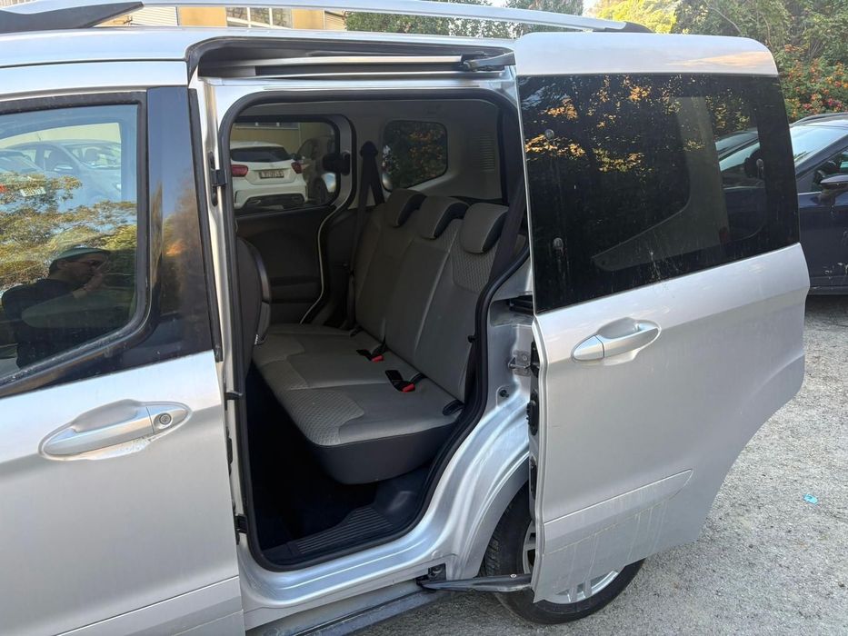 Ford Tourneo Courier