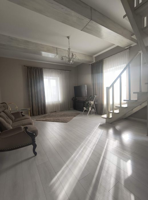 Дім у який хочеться повертатися. Продам будинок майже в центрі міста.