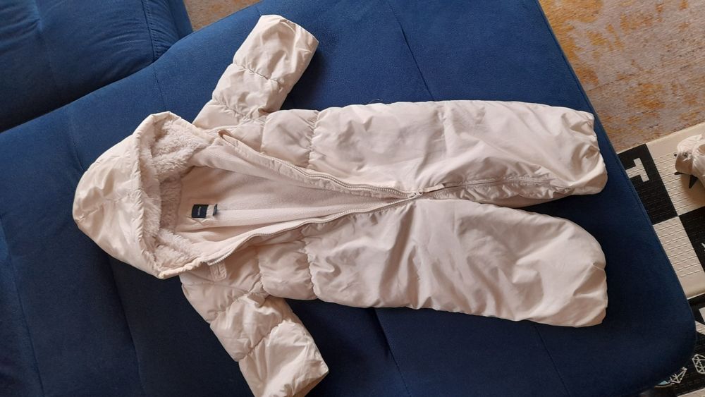 Kombinezon 18-24 m firmy babyGap