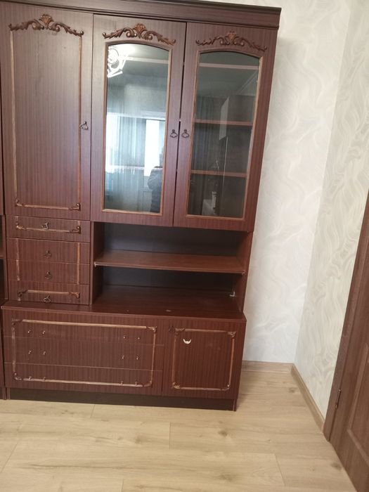 Стінка в залу 2 шт.