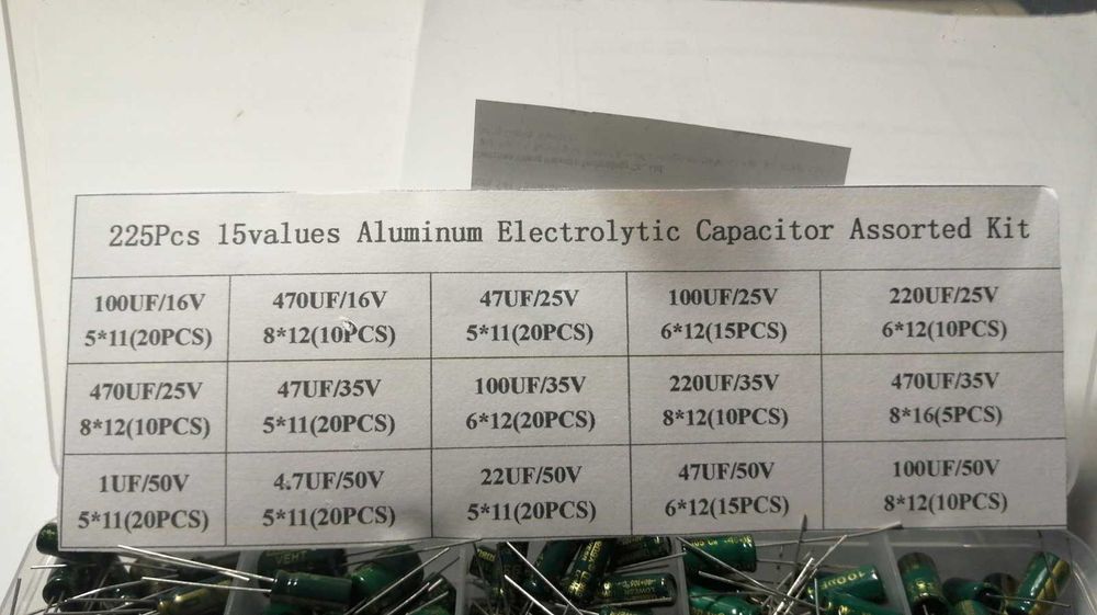набор электролитических конденсаторов 225-625 штук