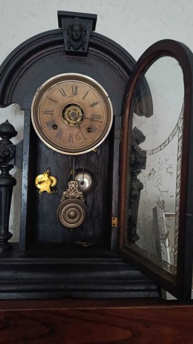 Ansonia Clock Company - King