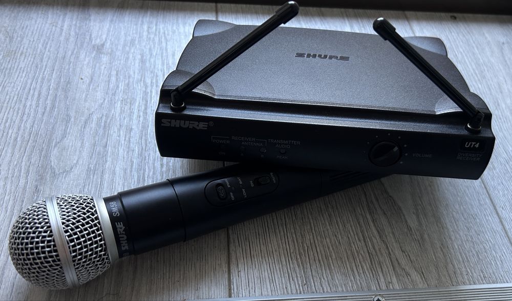 Активная колонка+стойка+радиомикрофоны