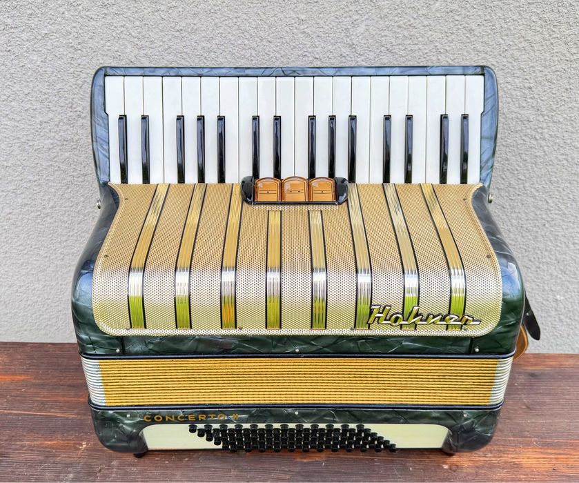 Akordeon Hohner Concerto II 72 basy - super stan