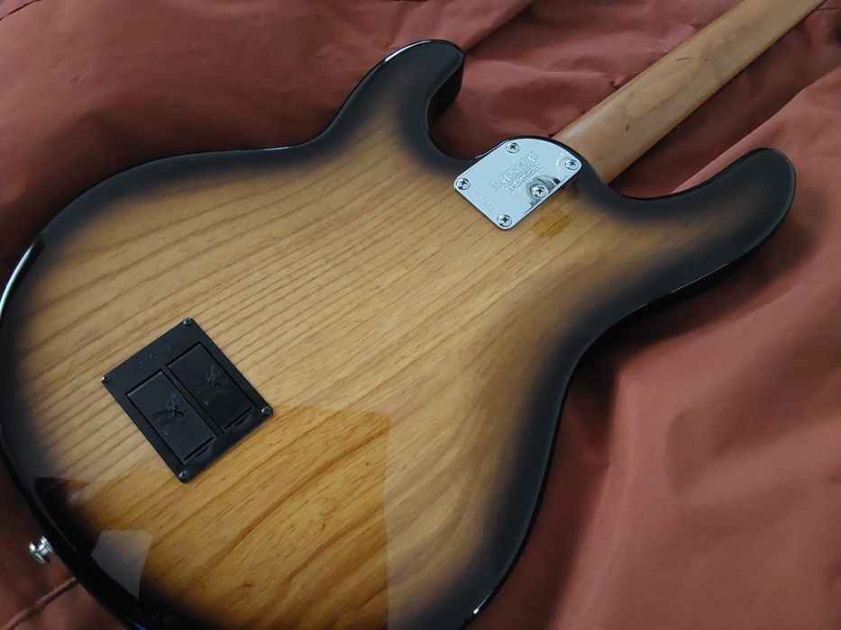 MusicMan Special StingRay 4 Burnt Ends