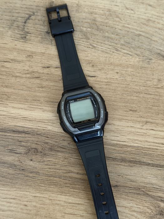 Годинник Q&Q MMW3P102Y