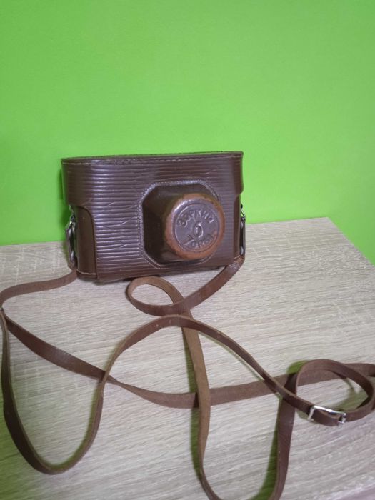 Фотоаппарат плёночный "Зоркий-6" в кожаном чехле