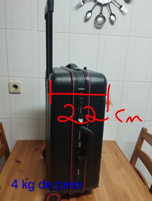 Mala de viagem Diplomat rígida preta – 58 × 38 × 22 cm